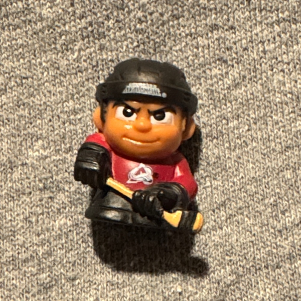 TeenyMates Colorado Avalanche player figurine - EUC!
